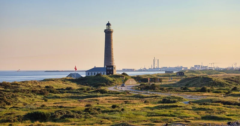 Dormir dans un phare en pleine mer, ça change quoi ?